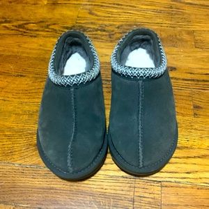 AUTHENTIC UGGS Tasman Slippers